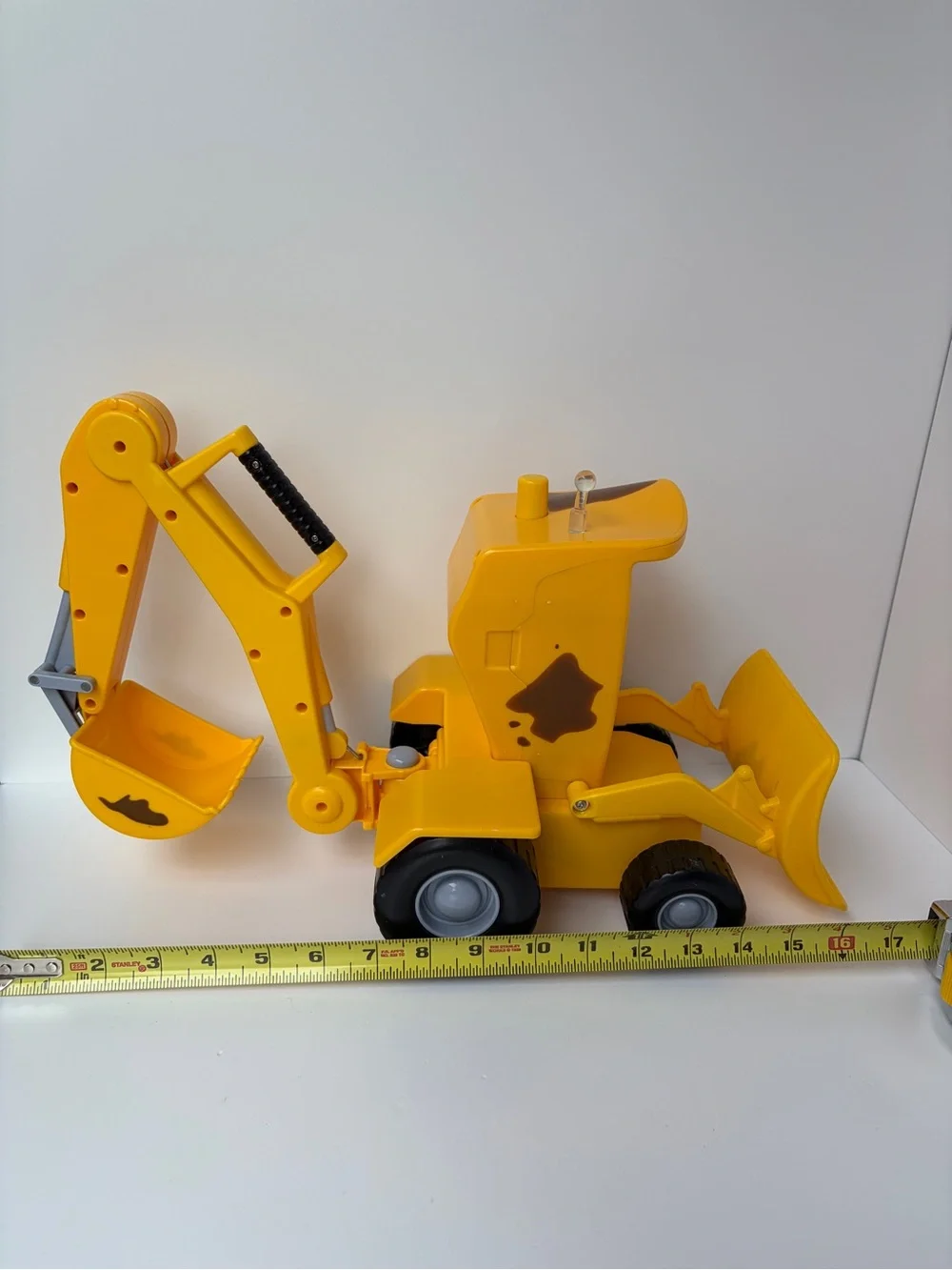 Stinky and Dirty Show Talking Backhoe Loader Garbage Truck Set